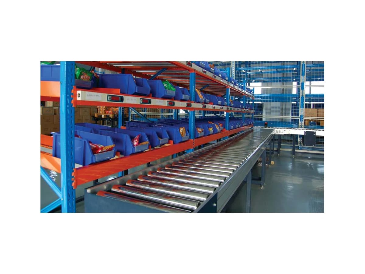 Plastic Parts and Picking Bin — 180 × 120 × 80mm